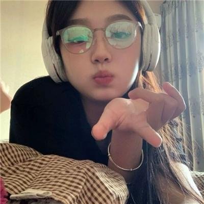 万万没想到之小兵过年 封面